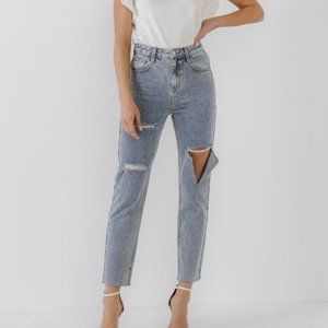 Ripped Mom Jeans